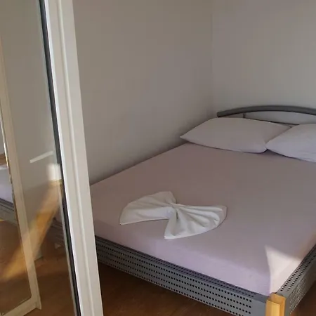 Apartment Sipic , Bilo -