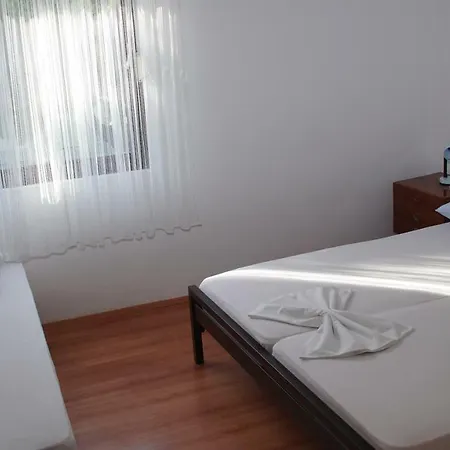 Sipic , Bilo - * Primošten