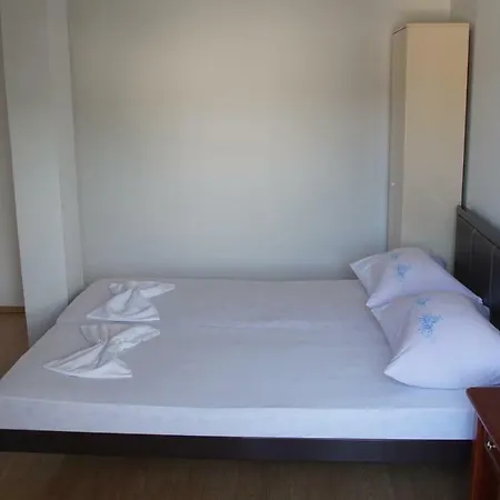 Sipic , Bilo - * Primošten