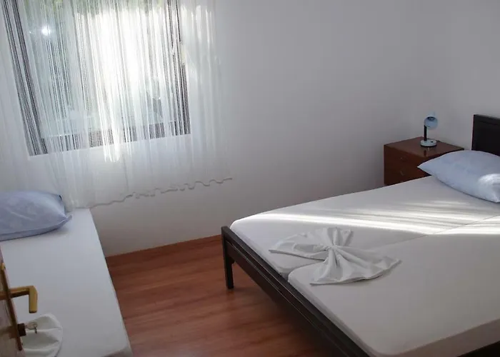 Sipic , Bilo - * Primošten