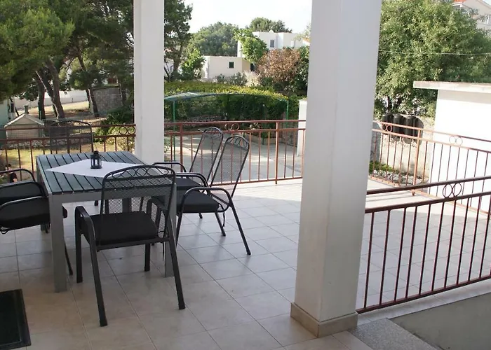Apartment Sipic , Bilo -